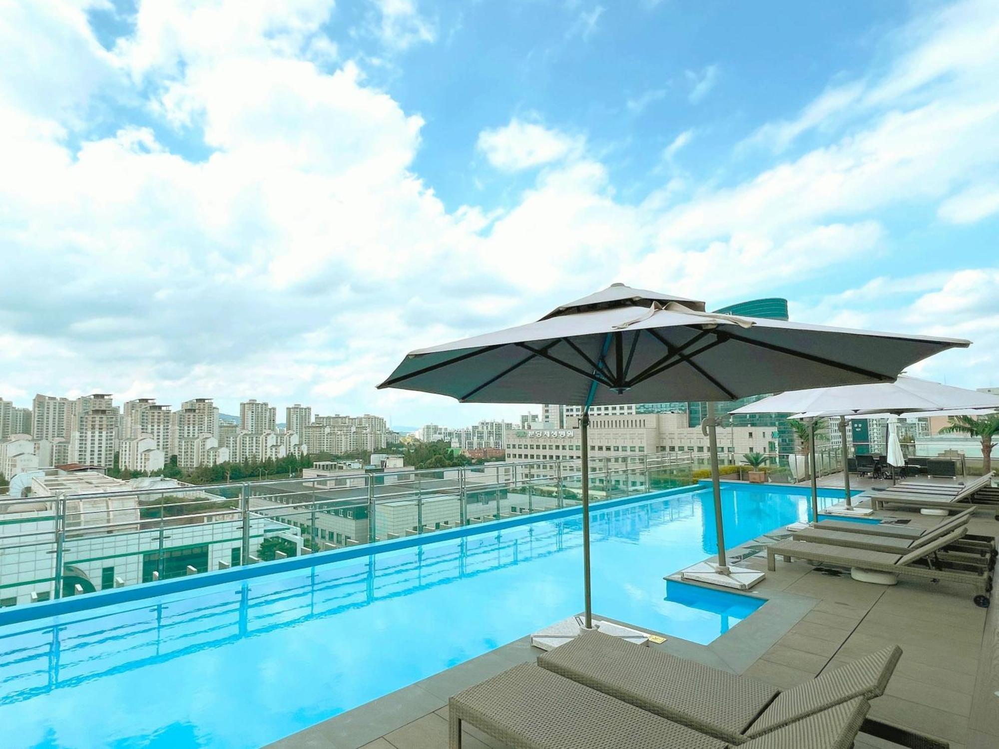 Hotel Skypark Central Seoul Pangyo Seongnam Exterior photo